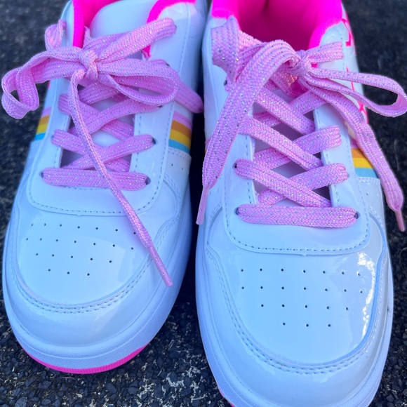 Heelys Women’s White and Pink Sneakers with Rainbow - Picture 9 of 13